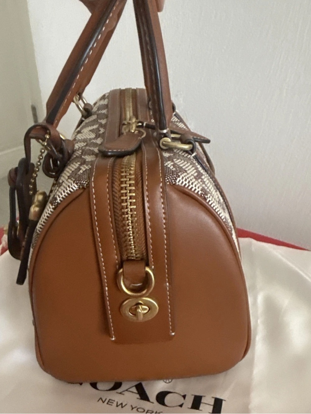 NWT Coach RUBY SATCHEL 25 - Picture 4 of 16